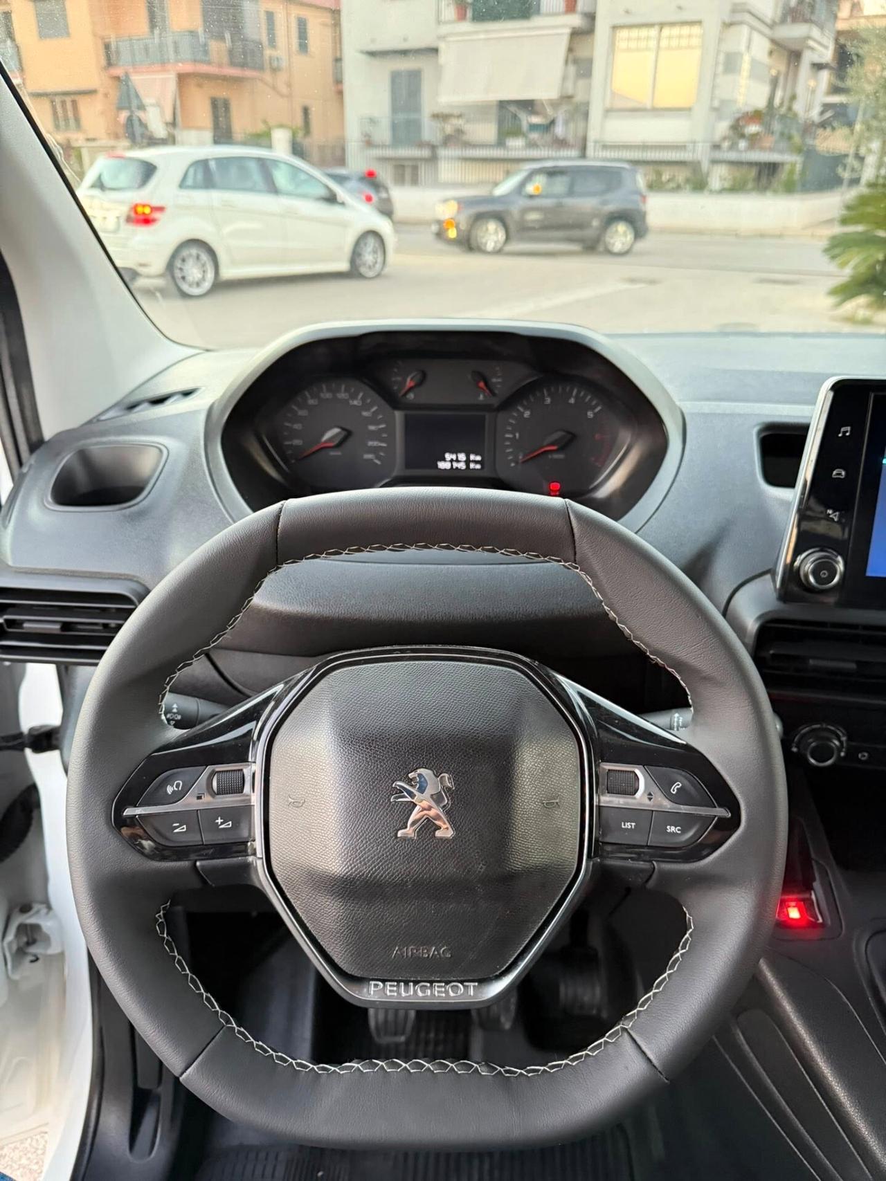 Peugeot Partner BlueHDi 100 S&S PC Furgone Pro