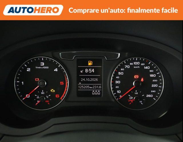 AUDI Q3 2.0 TDI 120 CV Business