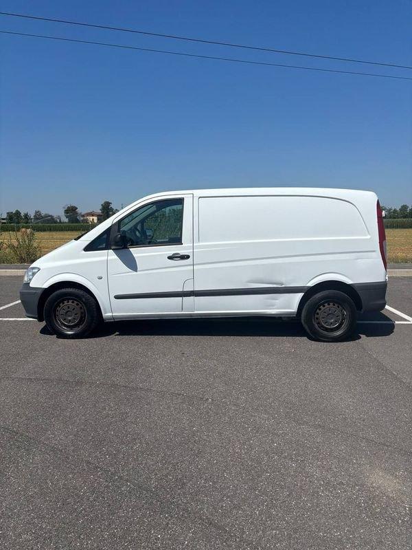 Mercedes-Benz Vito IVA ESPOSTA-AUTOMATICO