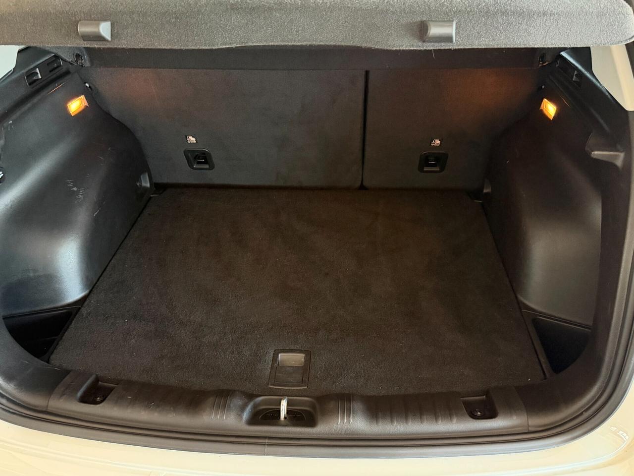 Jeep Compass 2WD 1.6 M.JET 130 cv. BUSINESS (UNav)