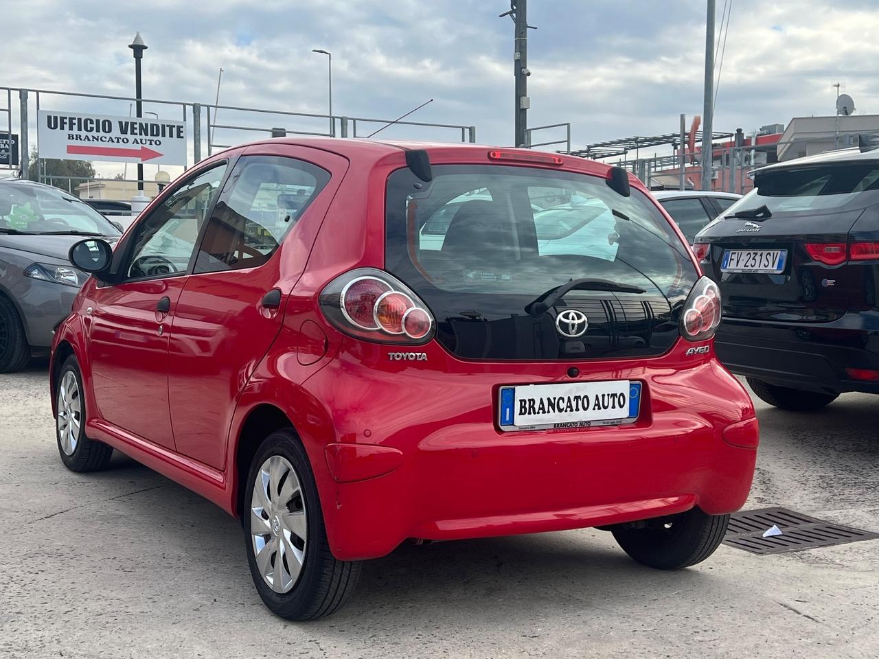 Toyota Aygo 1.0 12V VVT-i 5 porte Active Connect