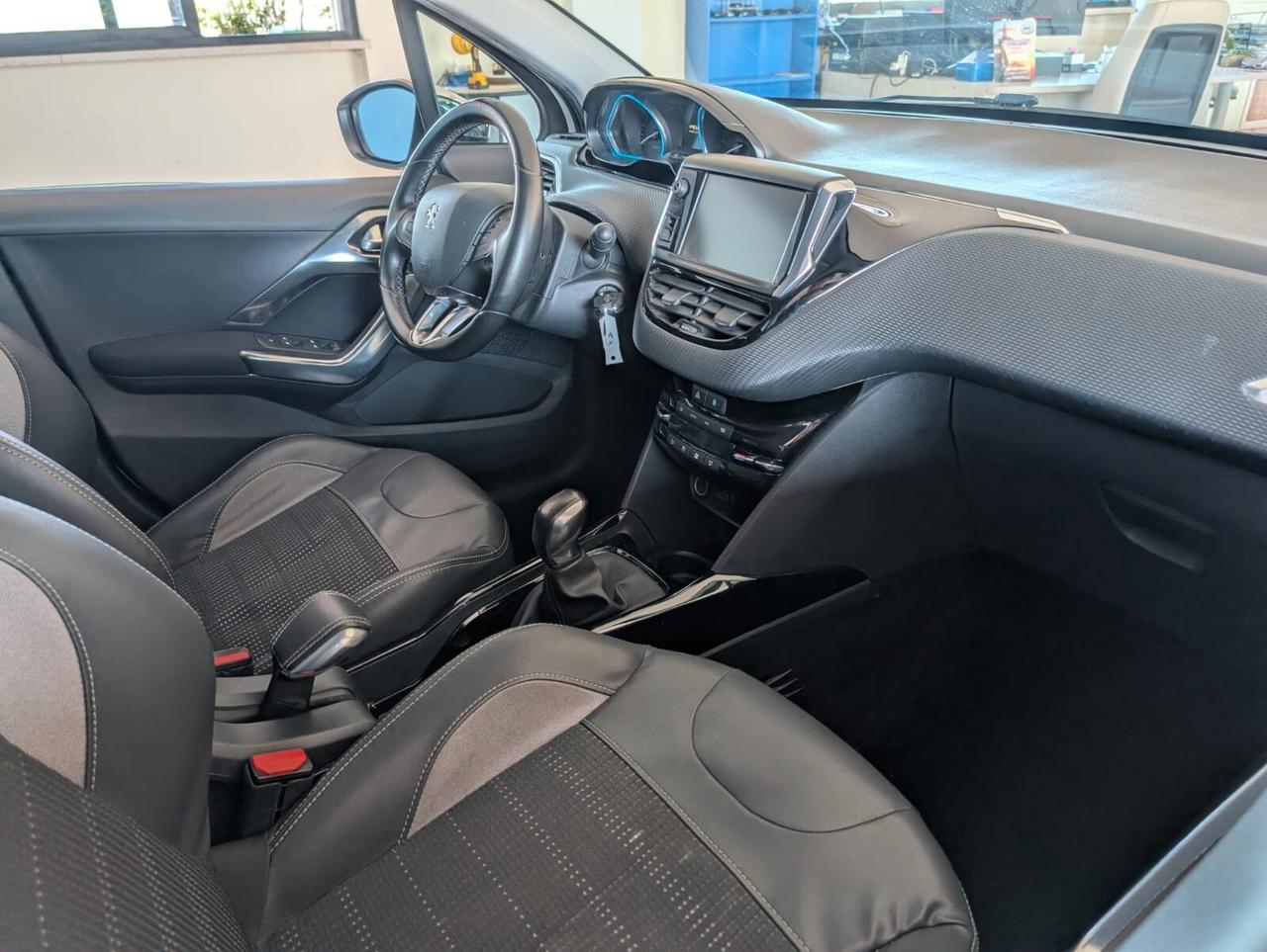 Peugeot 2008 BlueHDi 100 Allure
