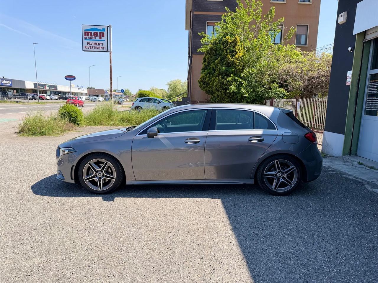 Mercedes-Benz A 180 AMG Line Premium A 180 #10569