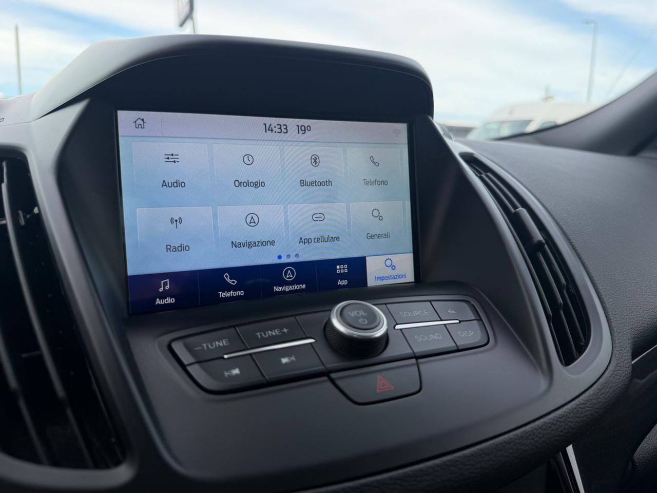 Ford Kuga 2.0 TDCI 150 CV S&S AWD Powershift ST-Line