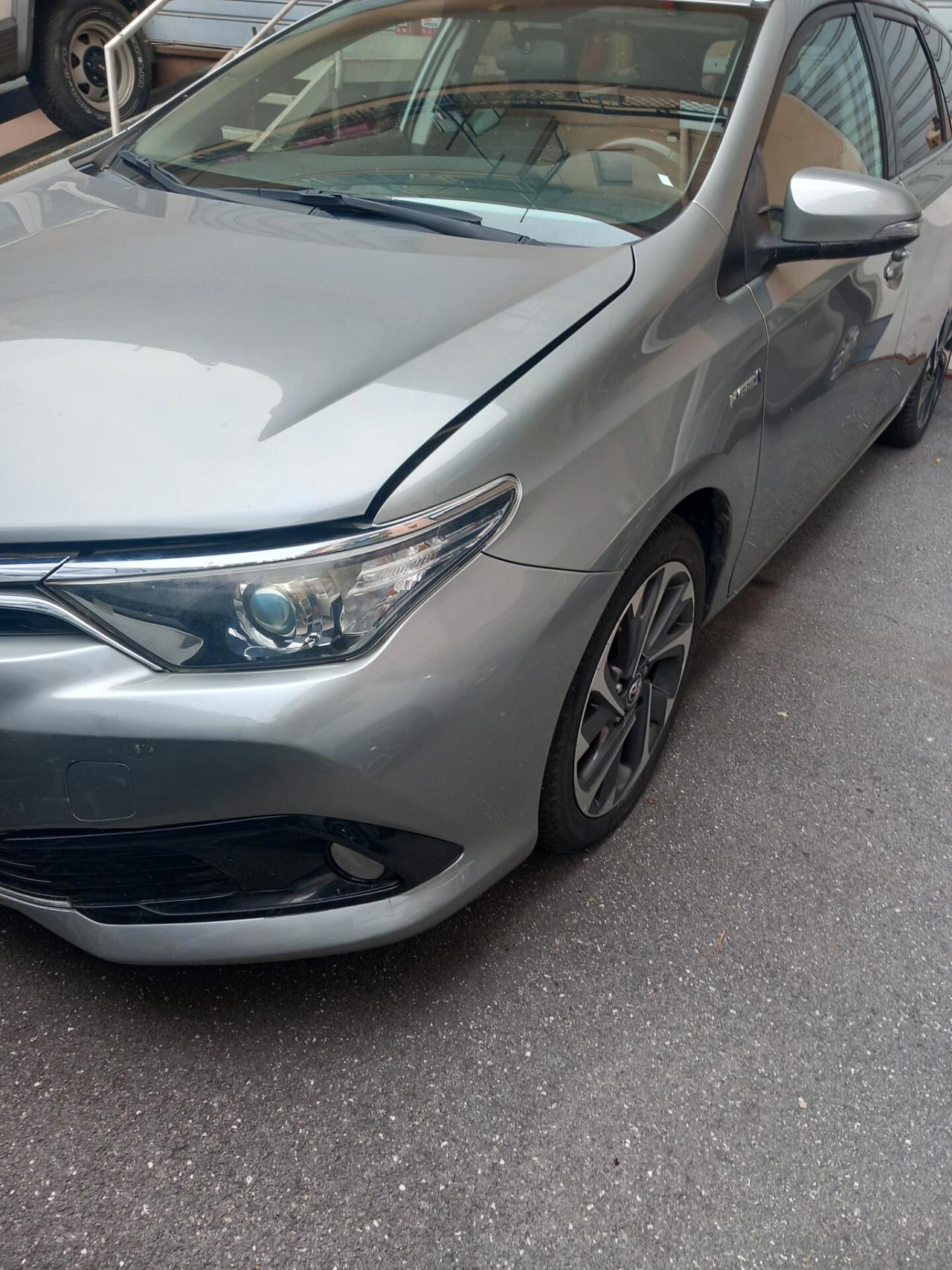 Toyota Auris Touring Sports 1.8 Hybrid Business