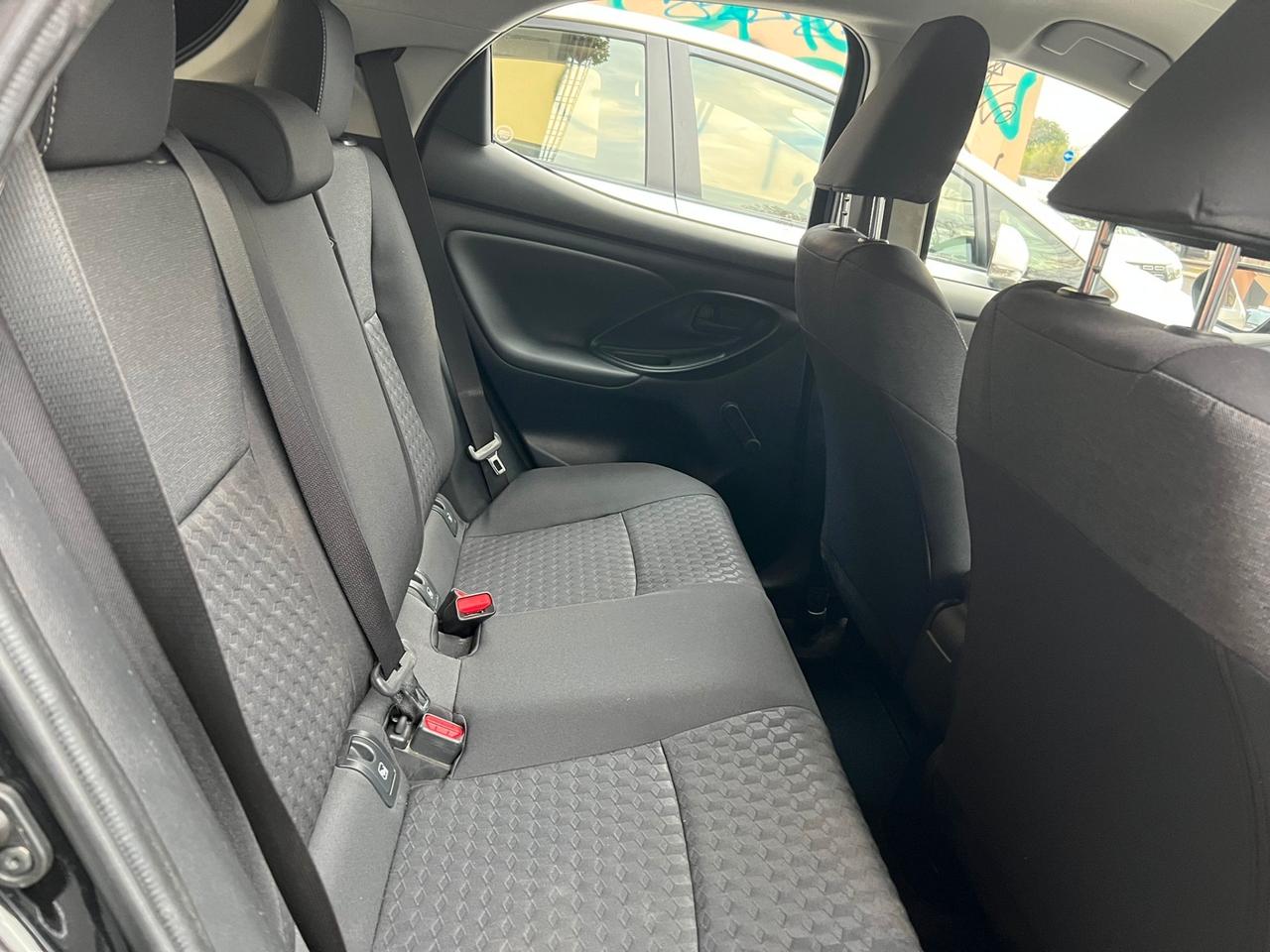 Toyota Yaris 1.5 Hybrid NO OBBL. FINANZ.