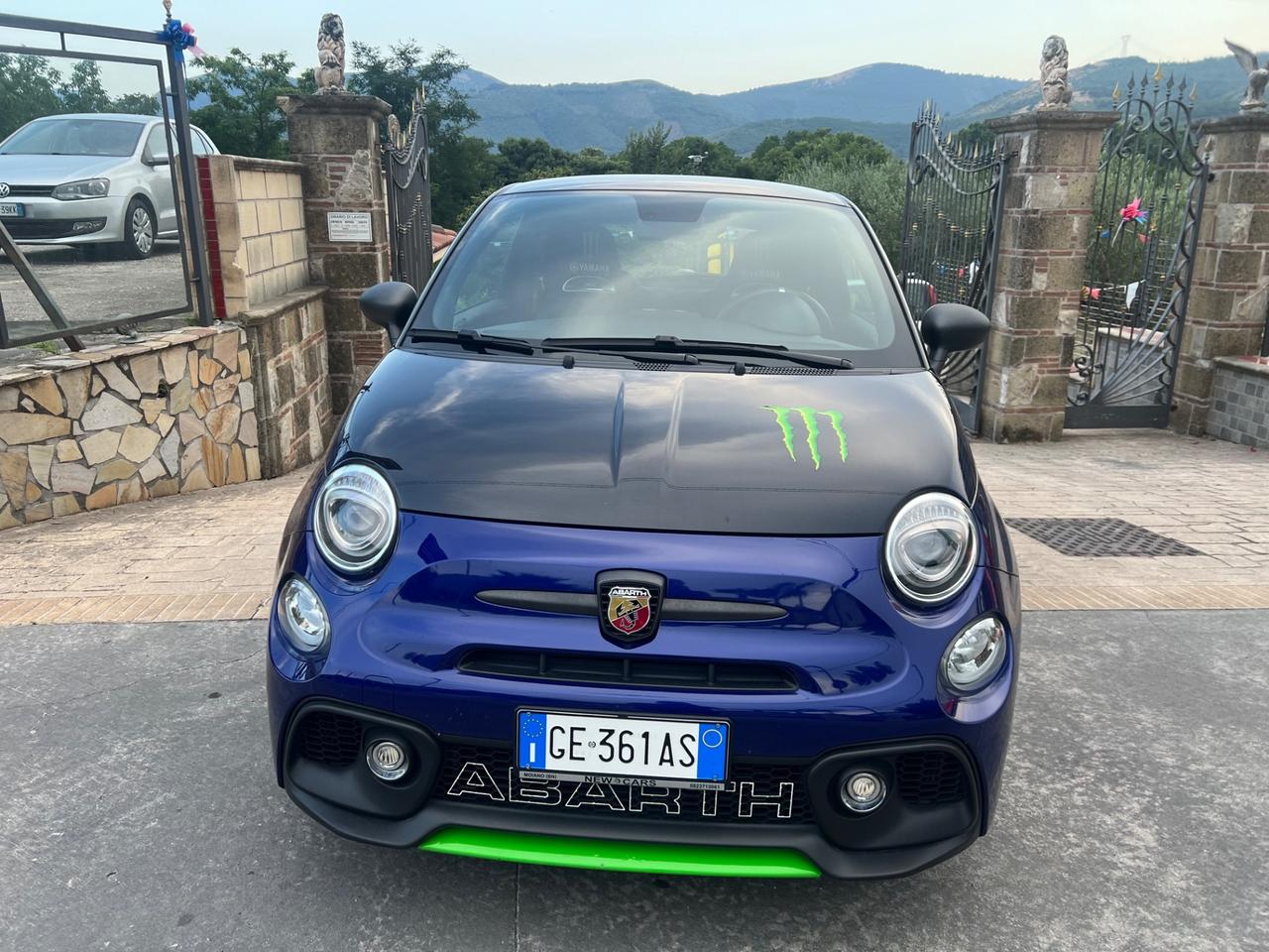 Abarth 595 1.4 Turbo T-Jet 165 CV Monster Energy Yamaha