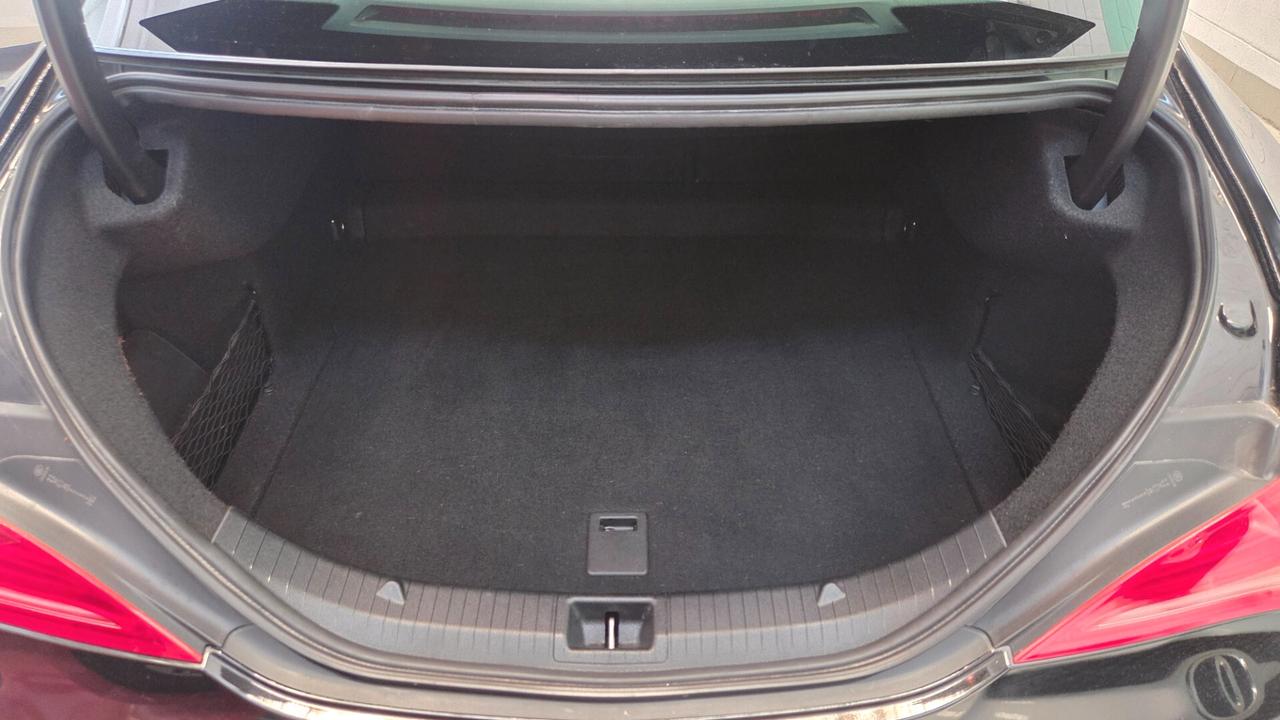 Mercedes-benz CLA 200 automatica Premium unico proprietario