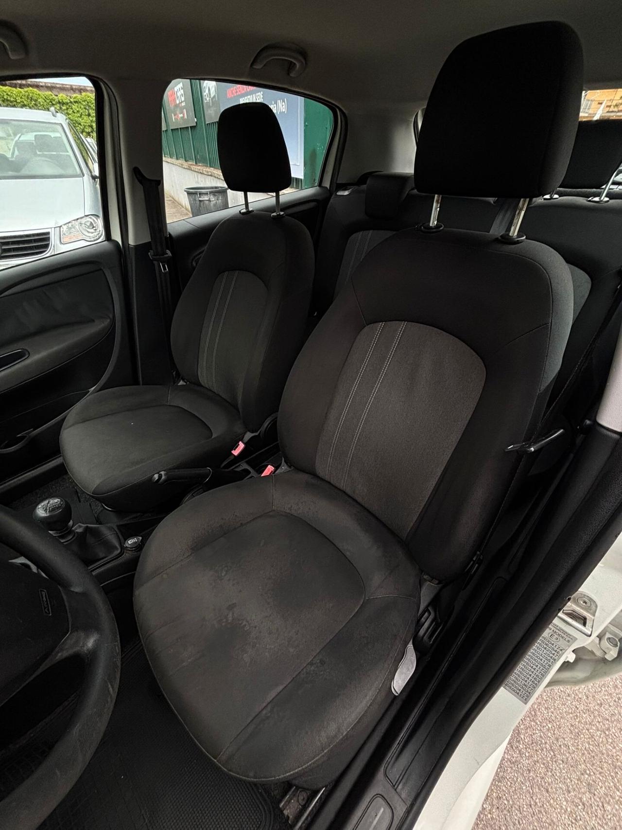 Fiat Punto 1.4 8V 5 porte Easypower Street