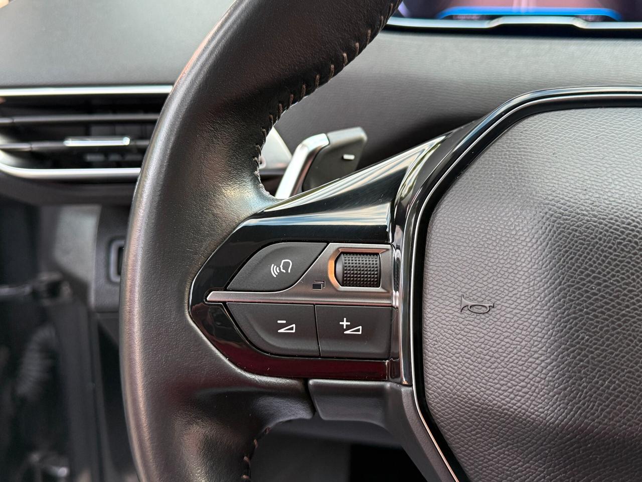 Peugeot 3008 BlueHDi 130 LED NAVI CAMERA - 2021