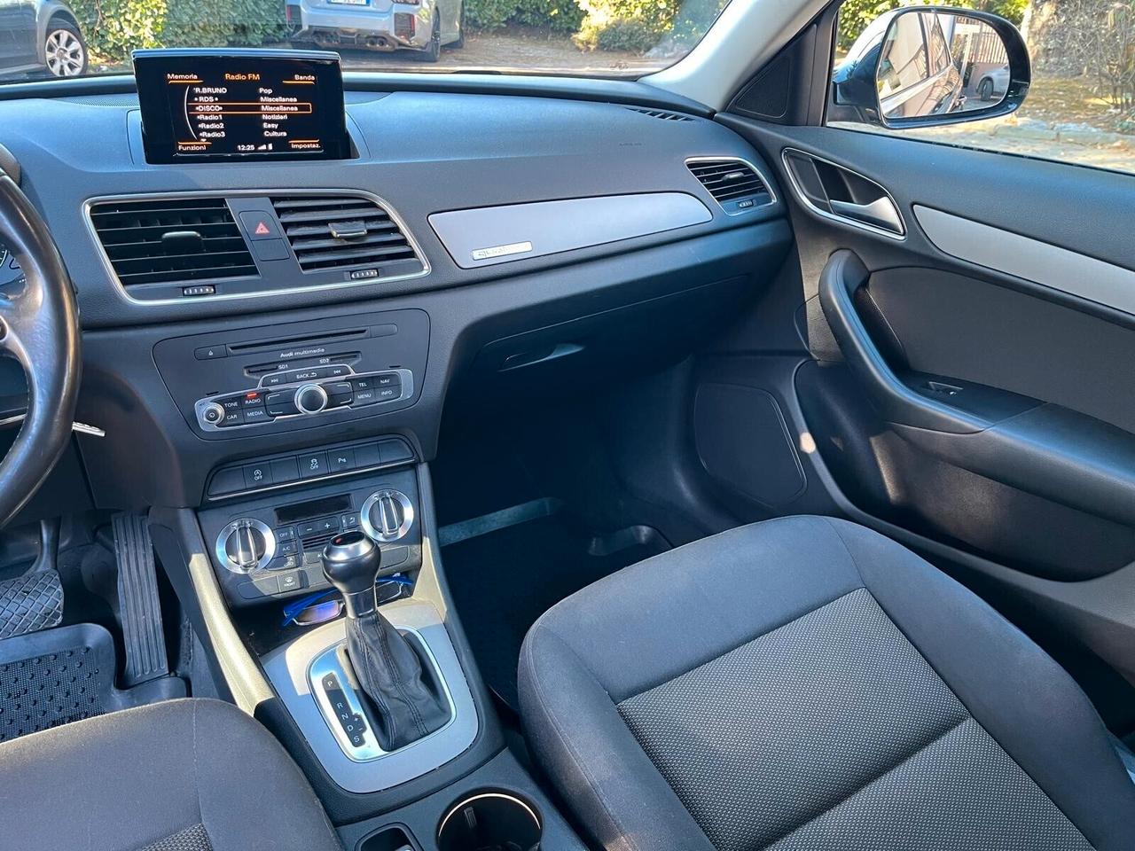 Audi Q3 2.0 TDI quattro Advanced S TRONIC - TETTO