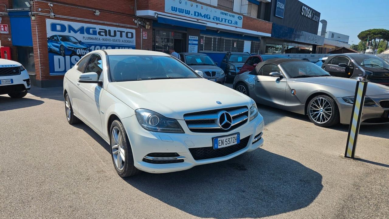 Mercedes-benz C 220 C 220 CDI BlueEFFICIENCY Coupé Avantgarde