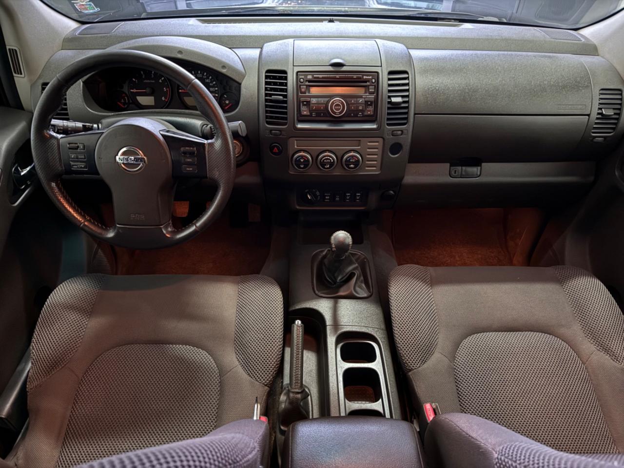 Nissan Navara 2.5 dCi 171CV 4 porte Double Cab LE