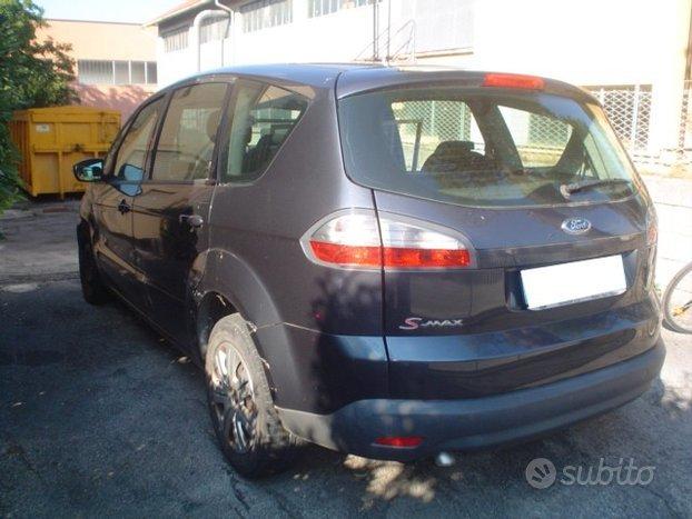 Ford S-Max 1.8 TDCi 125CV