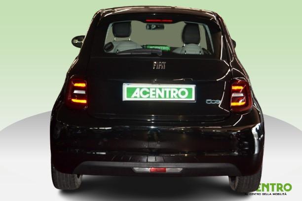 FIAT new 500e - LA PRIMA BY BOCELLI BERLINA 42 KWH