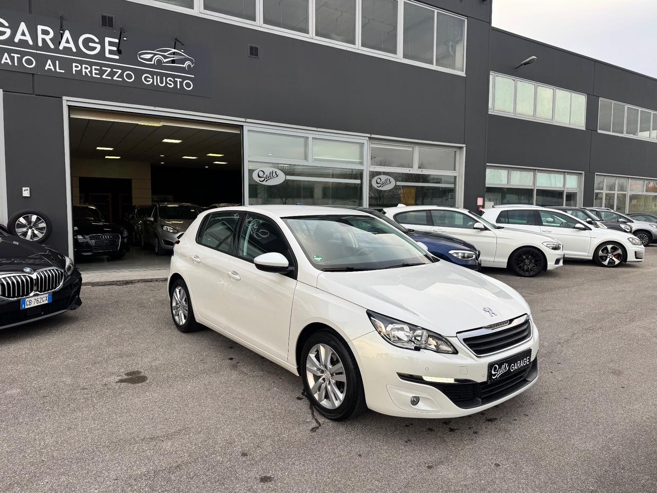 Peugeot 308 1.2 VTi 82 CV Neopatentati
