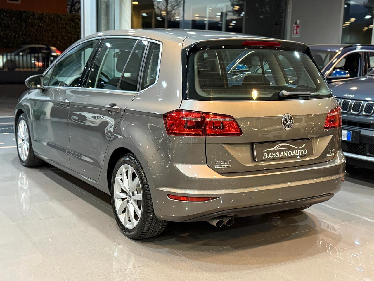 Volkswagen Golf Sportsvan 1.4 tsi R-LINE 125cv AUTO !