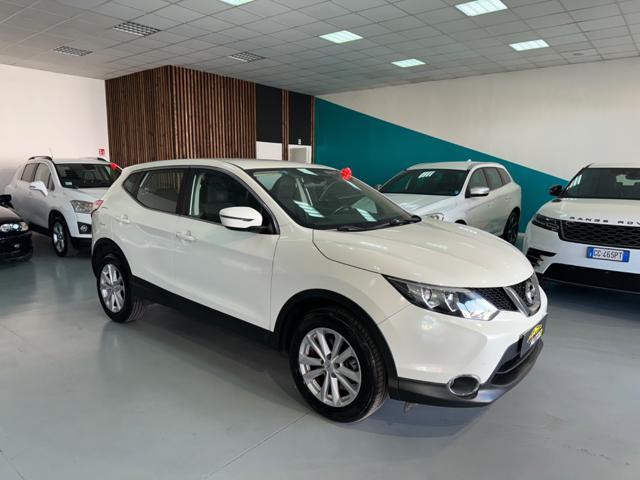 NISSAN Qashqai 1.6 dCi 2WD*CAMBIO AUTO*