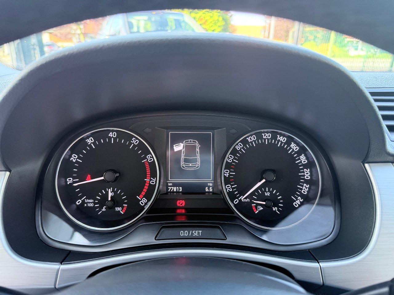 Skoda Fabia 5 Porte Fabia 1.0 mpi Twin Color Design Edition Argento 60cv