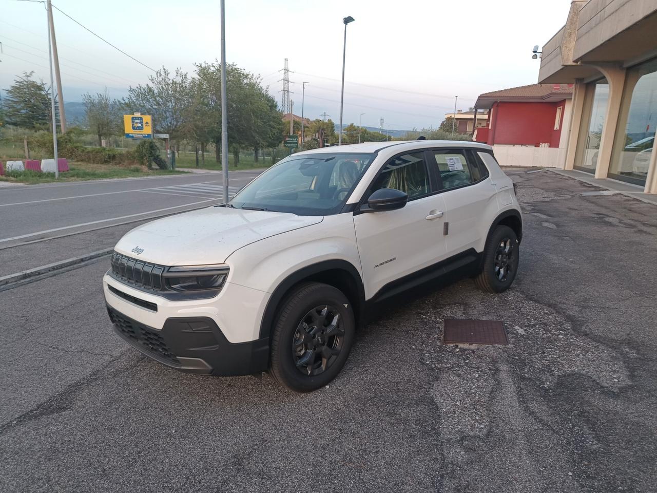 Jeep Avenger 1.2 Turbo 100 CV MHEV Longitude