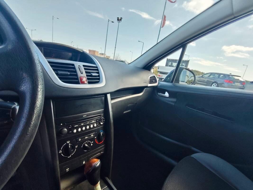 Peugeot 207 Station Wagon 1.6 hdi 16v One-Line