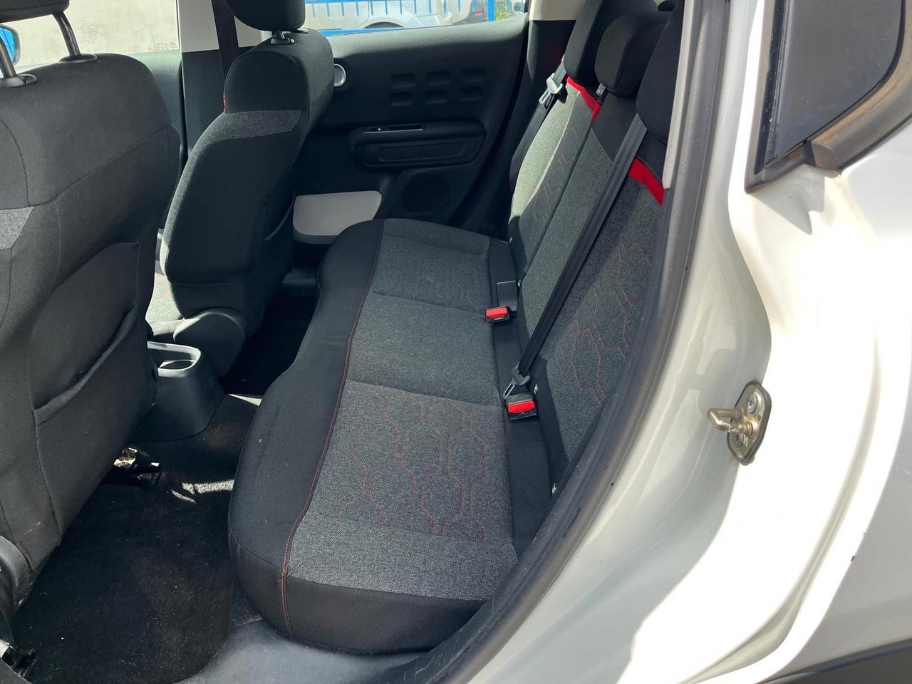 Citroen c3 3 serie SHINE -1.2 benz -82cv- 2017