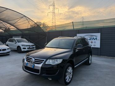 Volkswagen Touareg 3.0/240CV V6 TDI DPF tip. Executive