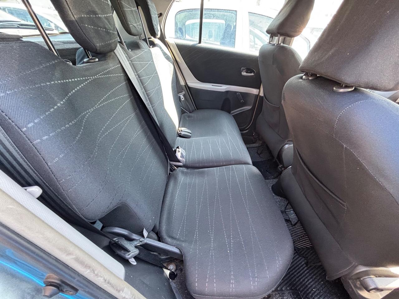 TOYOTA YARIS 1.3 BENZ 87CV AUTOMATICA 5P