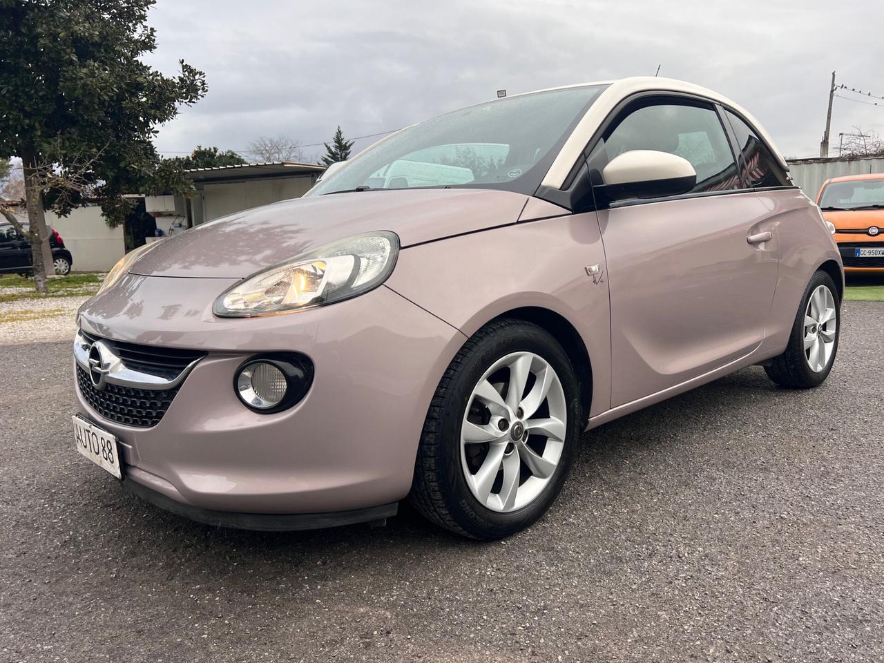 Opel Adam 1.2 70 CV Glam