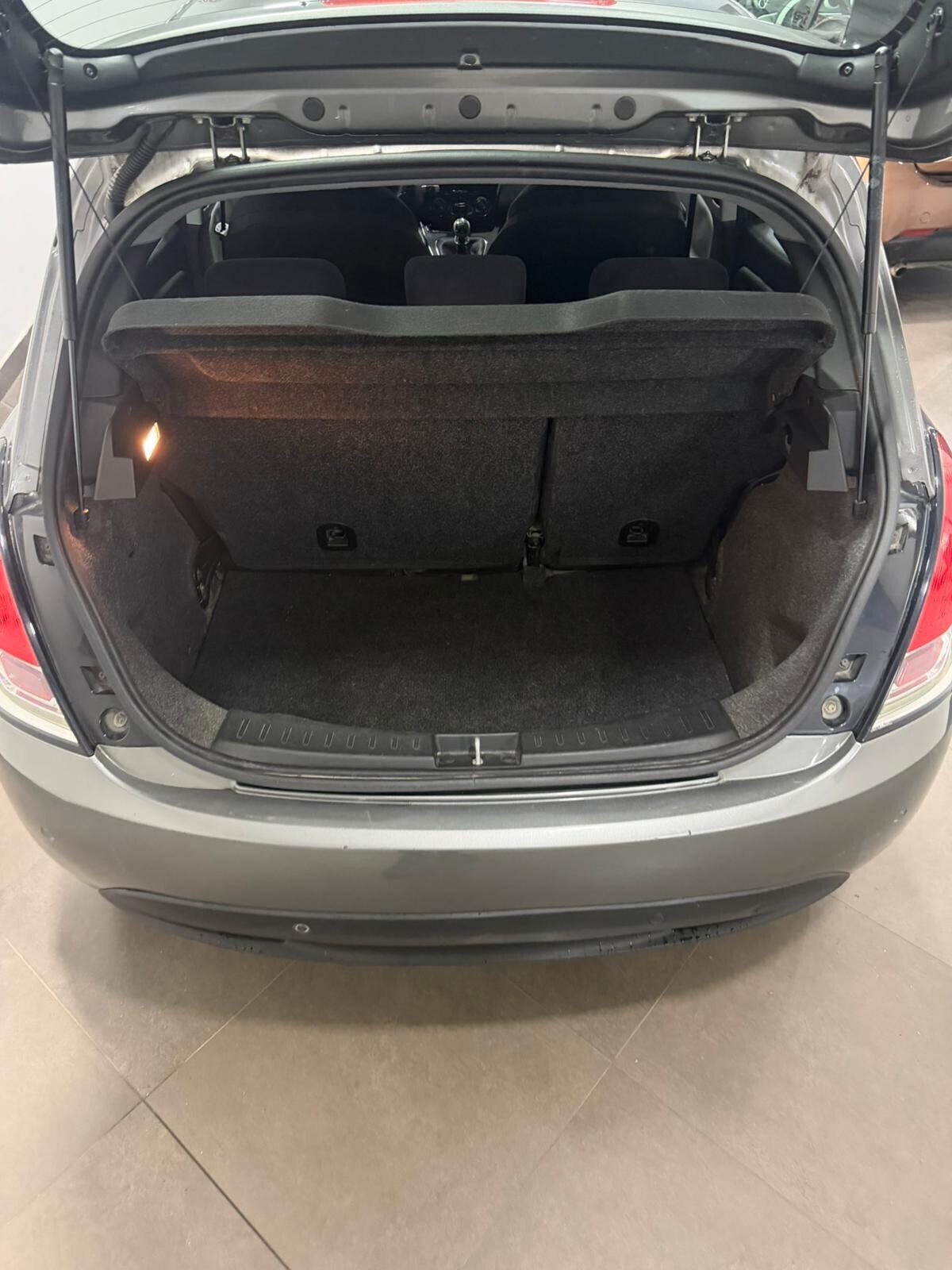 Lancia Ypsilon 1.2 69 CV 5 porte Gold