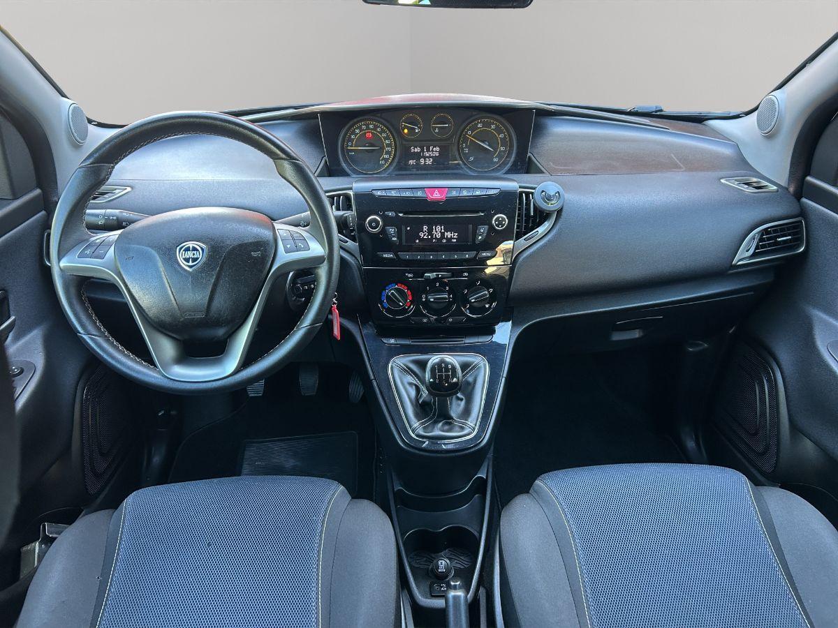 LANCIA - Ypsilon S - 1.3 MJT 95 CV 5p. S&S MOMO DESIGN