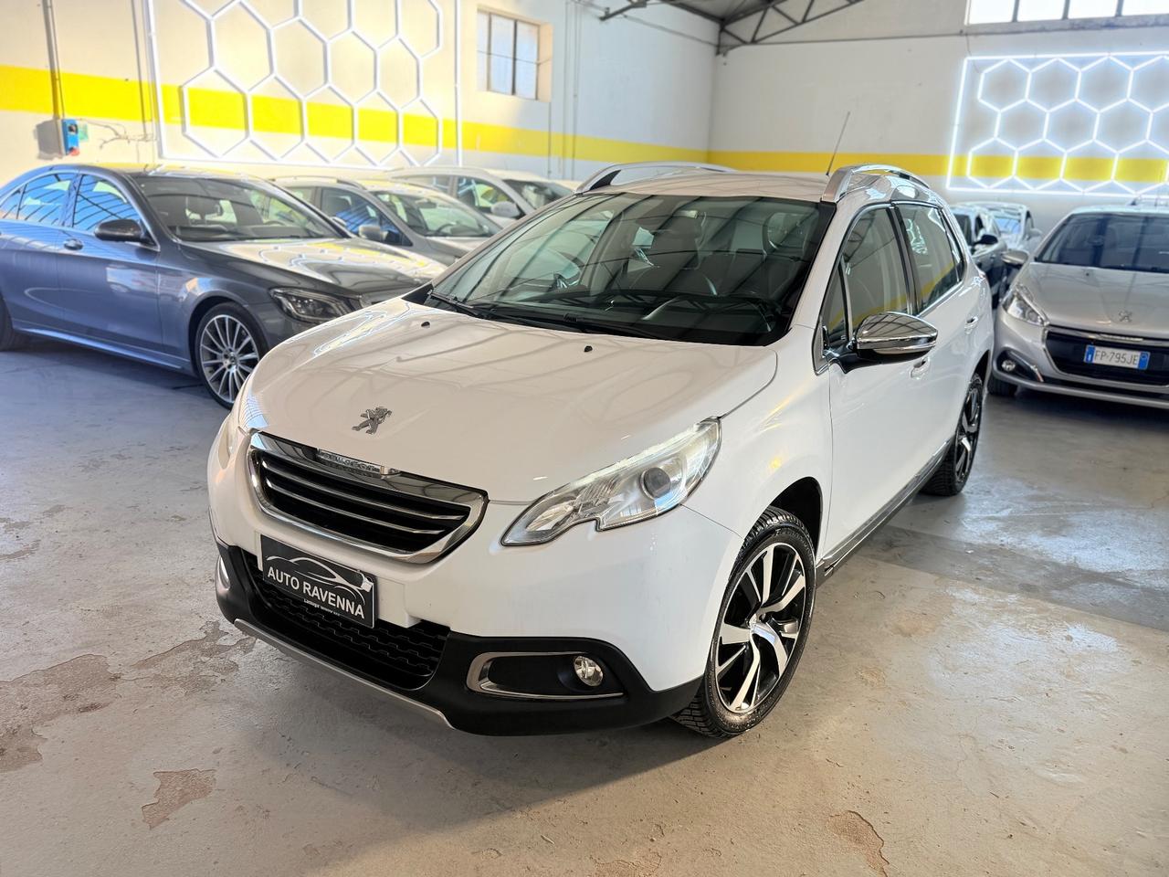 Peugeot 2008 1.6 e-HDi 115 CV Stop&Start Féline Neopatentati