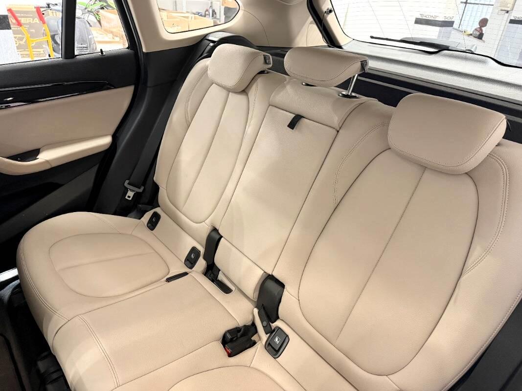 BMW X1 Sdrive18d xLine auto my18