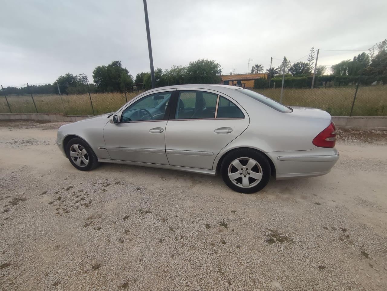 Mercedes-benz E 270 E 220 CDI cat Avantgarde