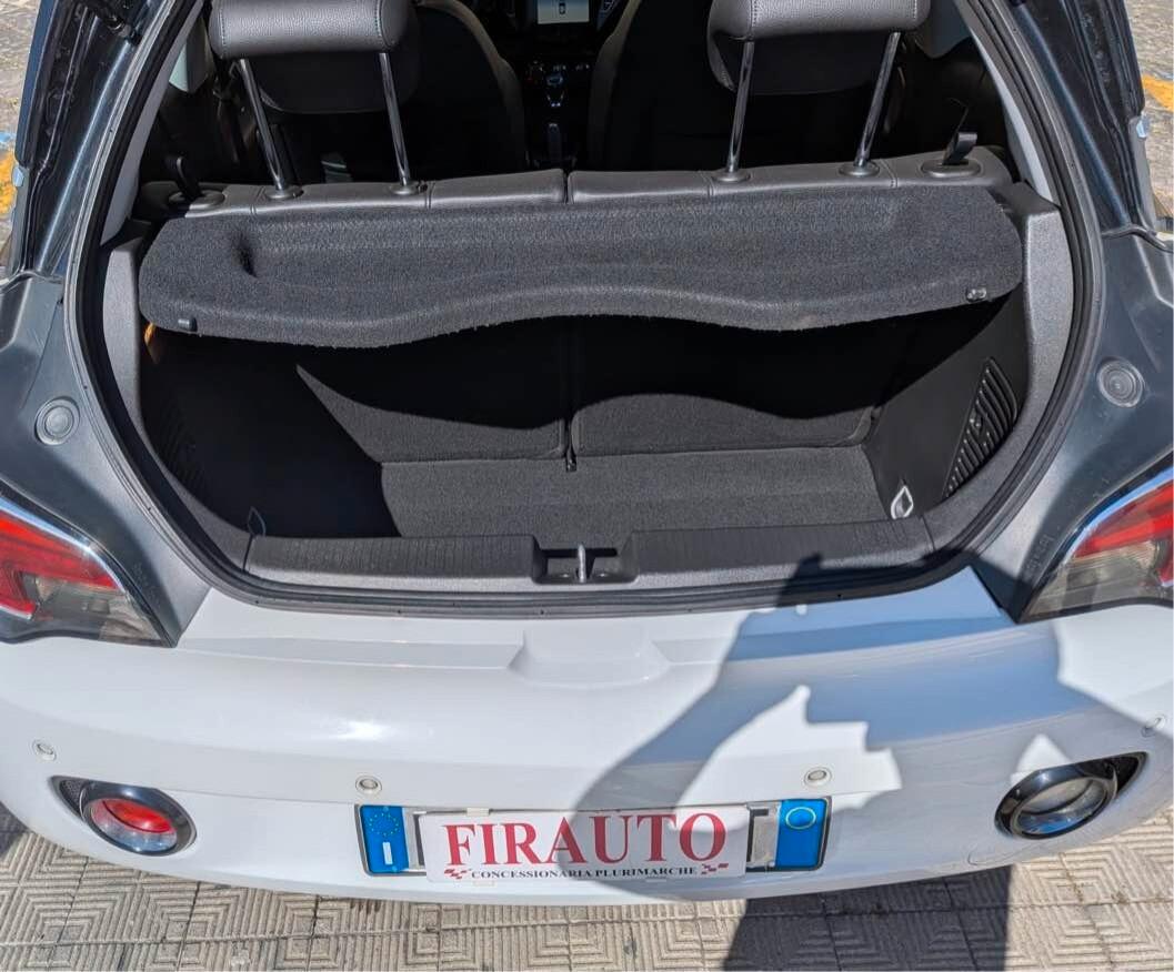 Opel Adam 1.2 70 CV Slam