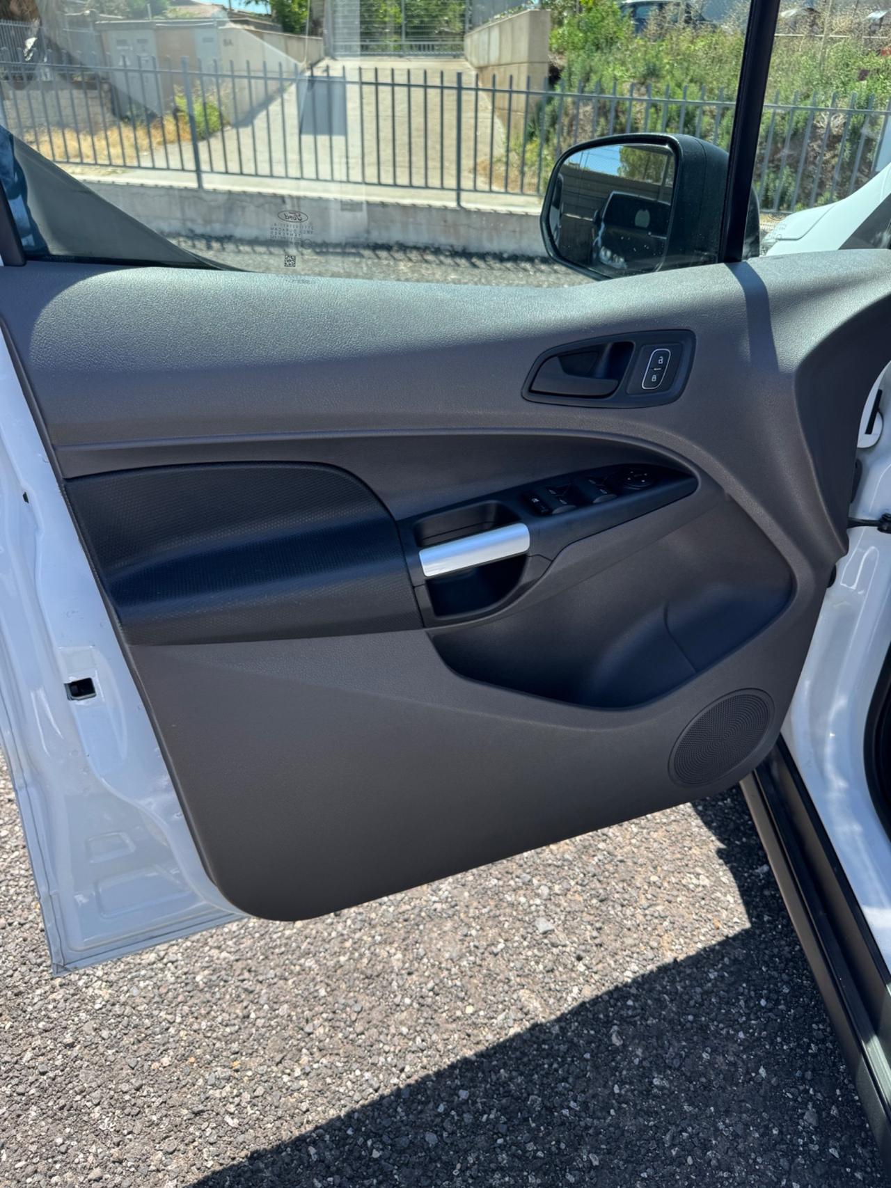 Ford Tourneo Connect Gran 1.5 TDCi 120 CV Plus
