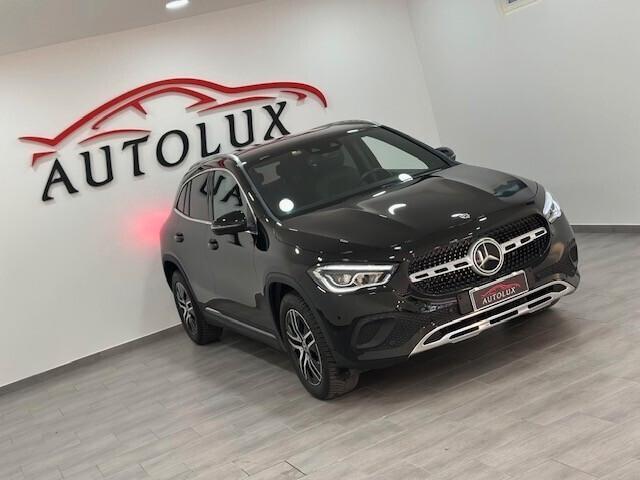 MERCEDES GLA 200 d Autom Premium FULL OPT.