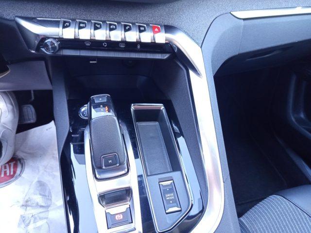 PEUGEOT 3008 BlueHDi 130 S&S EAT8 Allure