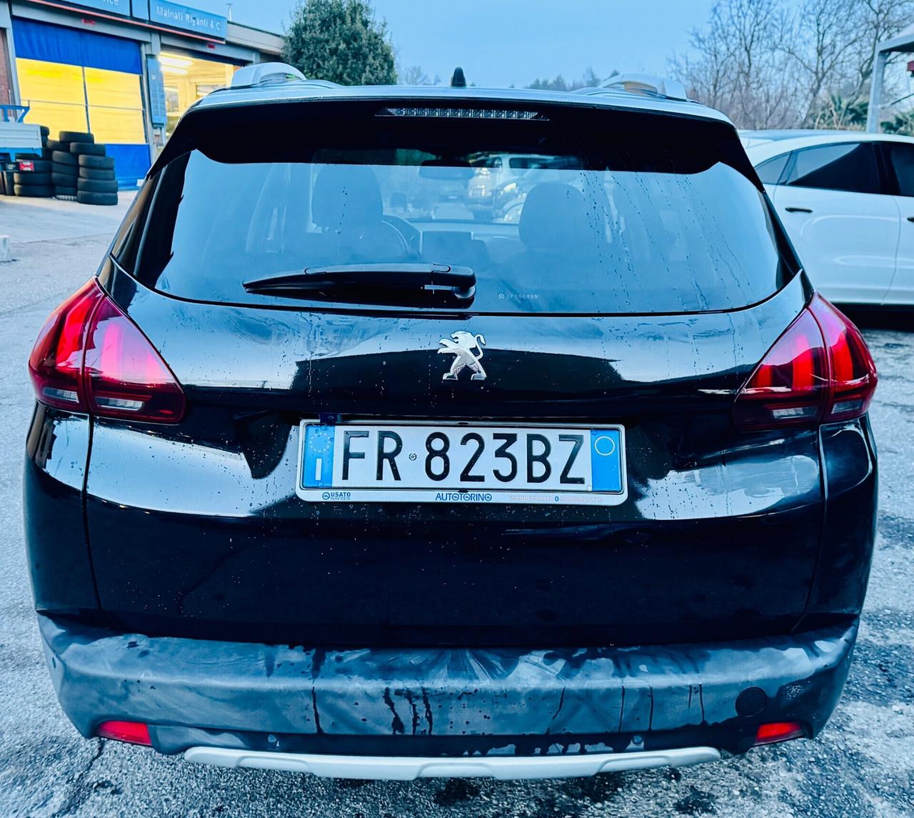 Peugeot 2008 PureTech Turbo 110 S&S Black Matt