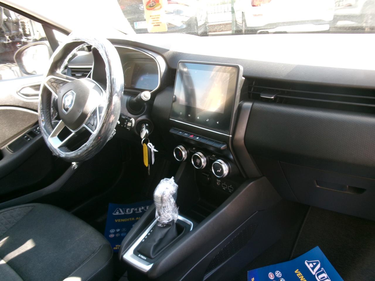 Renault Clio 1.6 E-TECH HYBRID/BENZINA AUTOMATICA