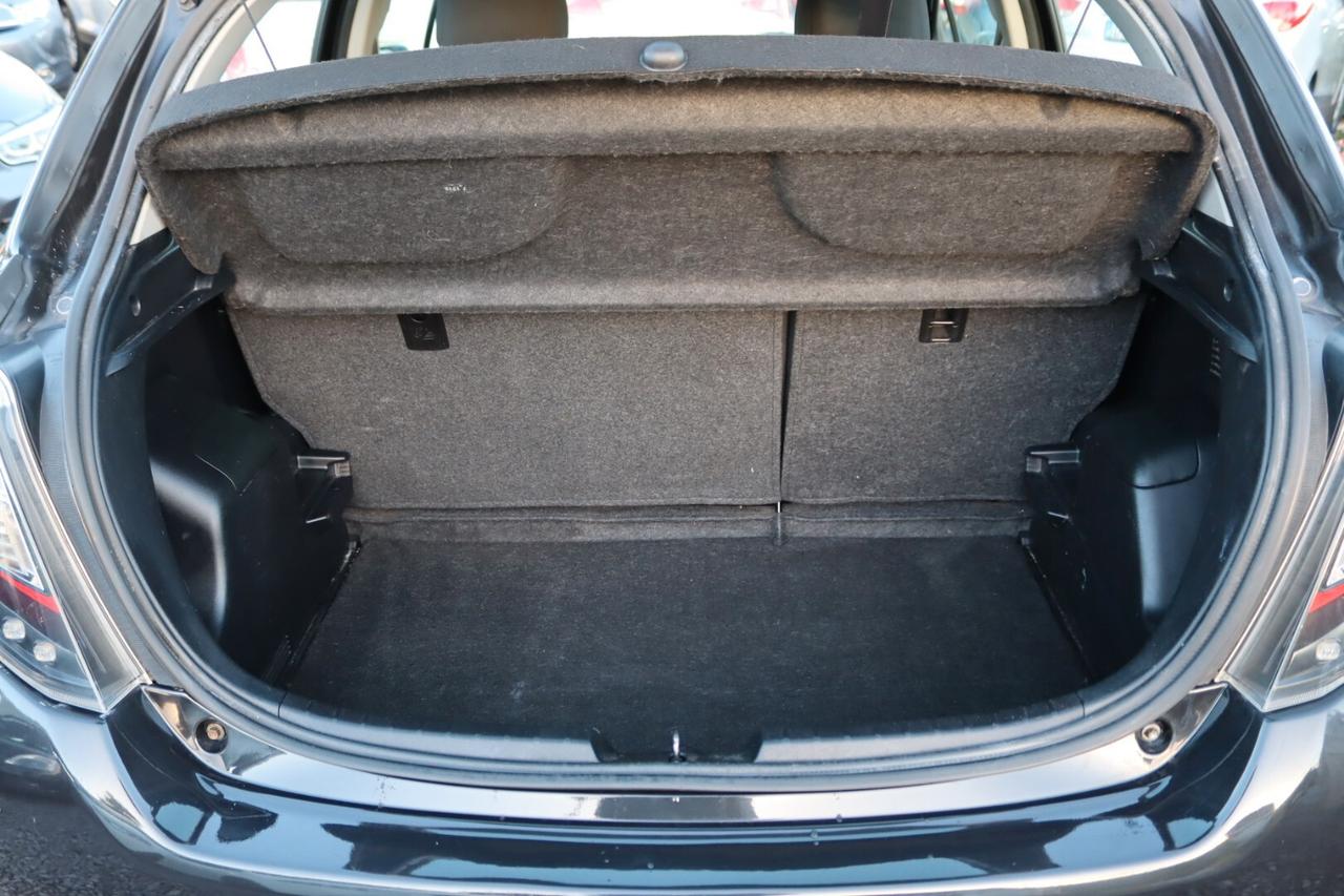 Toyota Yaris 1.5 Hybrid 5 porte Lounge