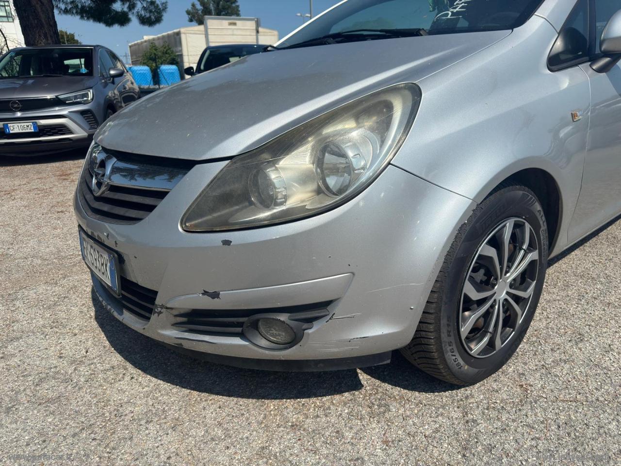 OPEL Corsa 1.2 3p. b-color