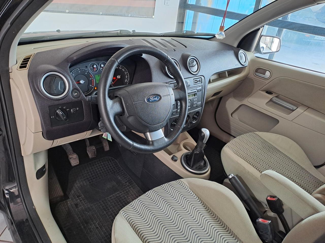 Ford Fusion 1.6 TDCi 90cv