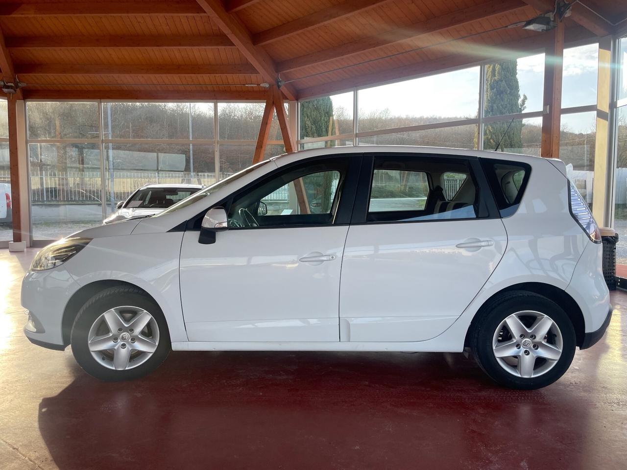Renault Scenic 1.5 Diesel - Neopatentati - Ottima