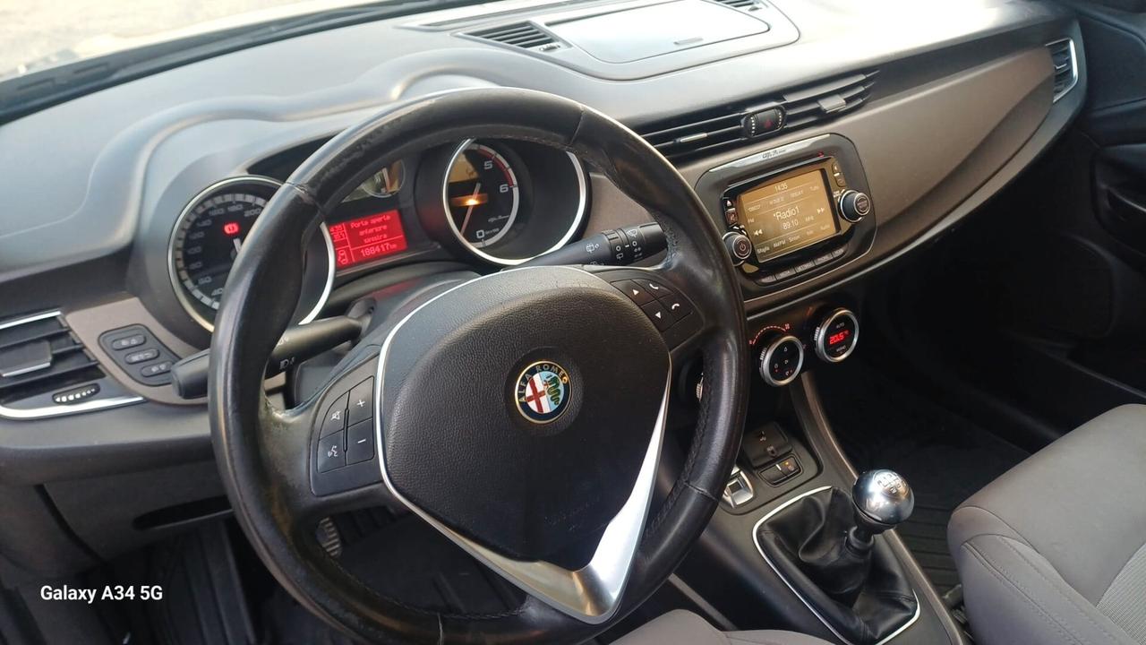 Alfa Romeo Giulietta 1.6 JTDm-2 105 CV Distinctive