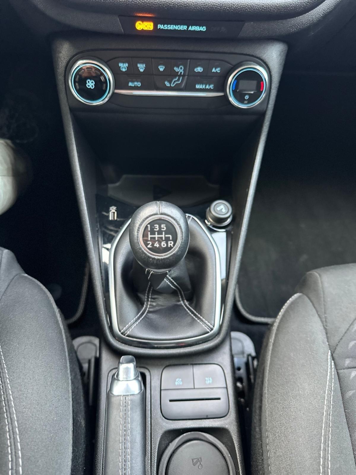 Ford Fiesta 1.5 EcoBlue 5 porte Vignale