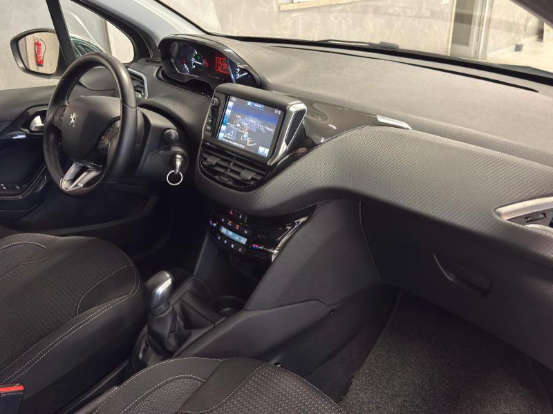 Peugeot 208 5 Porte 208 5p 1.2 puretech Allure 82cv