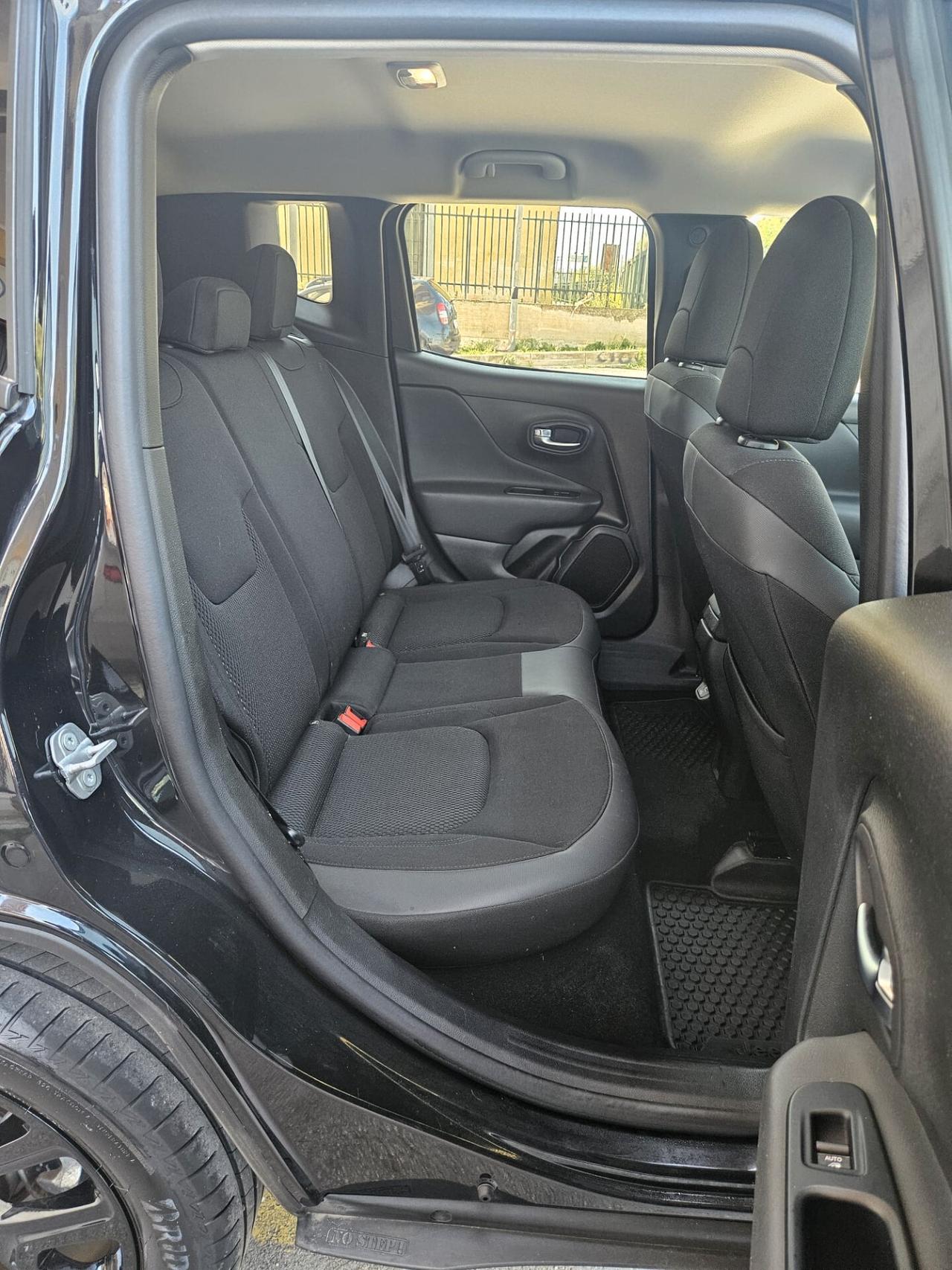 Jeep Renegade 1.6mtj 130cv NIGHT EAGLE 21.000KM