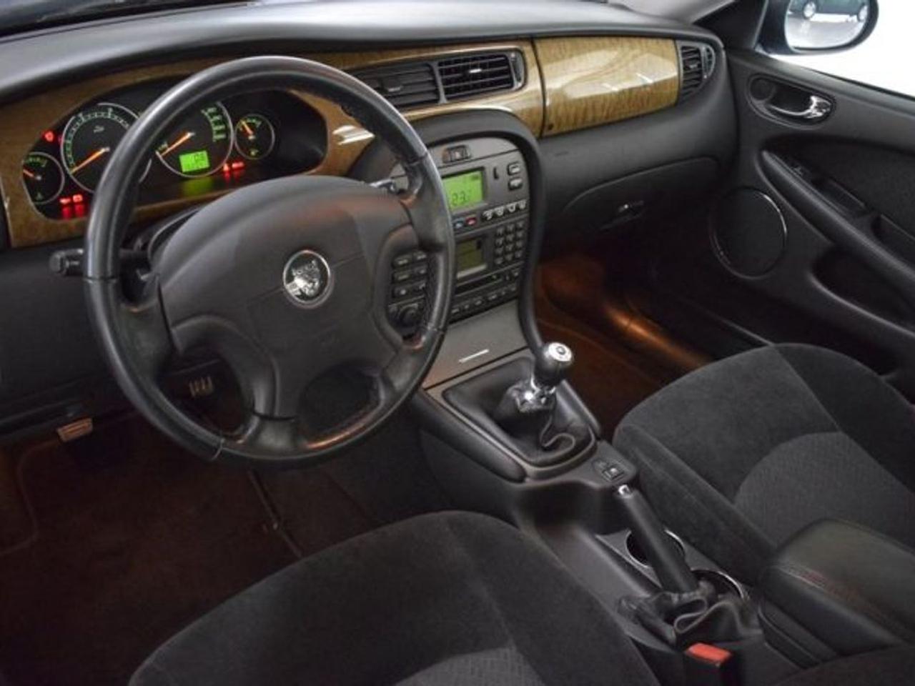 Jaguar X-Type 2.0 d Executive #1221