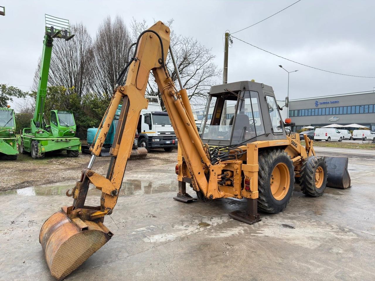 Terna CASE 580G 4x4 con telescopico